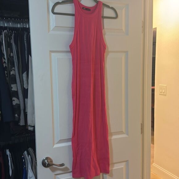 Zara Pink Bodycon Ribbed Dress - Size Medium LIKE NEW Midi Dress - Picture 1 of 3